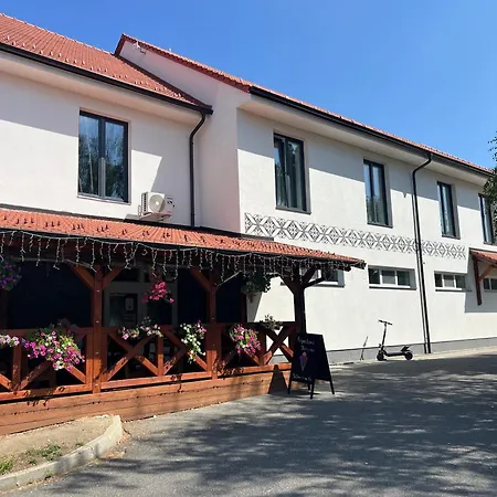 Vrbecká Restaurace-penzion 9 *